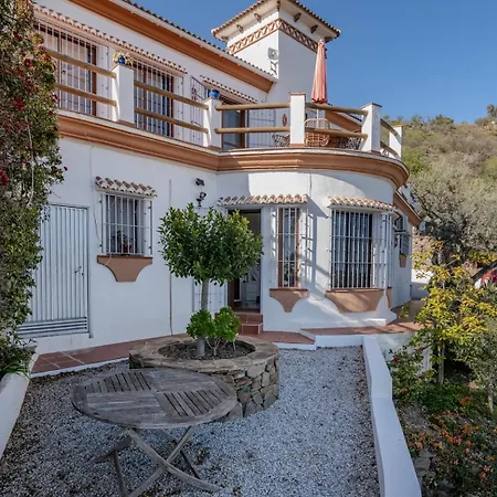 Naranjos Villa Sayalonga